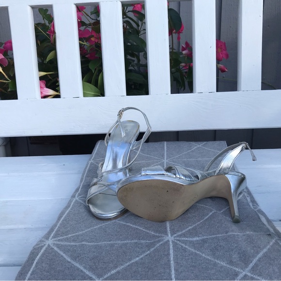 Used le chateaux silver platform heels - Picture 2 of 5